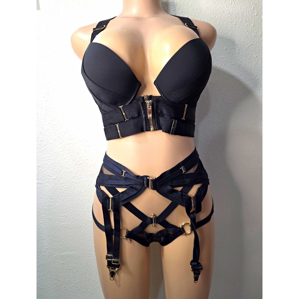 Honey Birdette